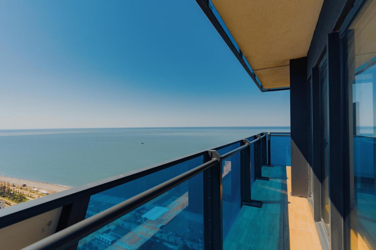 Grand City Apart-Hotel Batumi Exterior photo